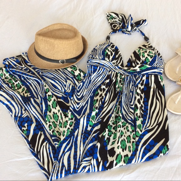 Alyn Paige Maxi Dress - Picture 7 of 8